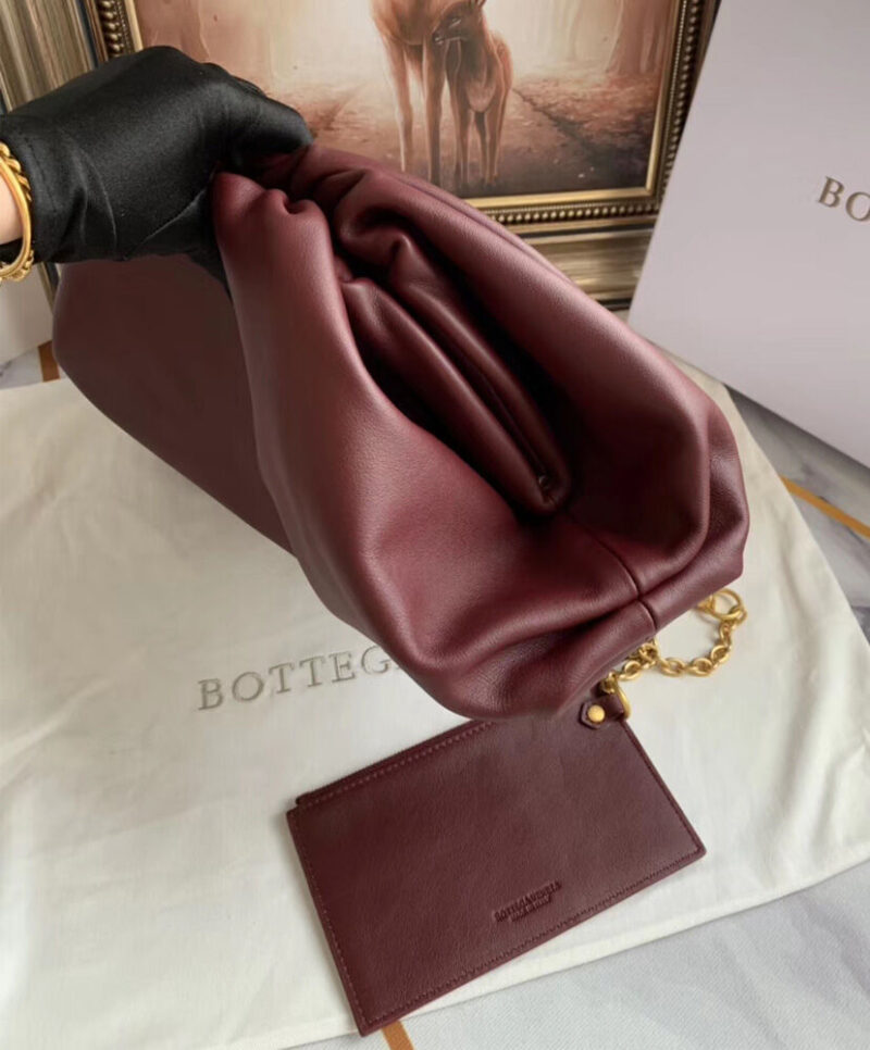 Bottega Veneta The Pouch In Buttern Calf